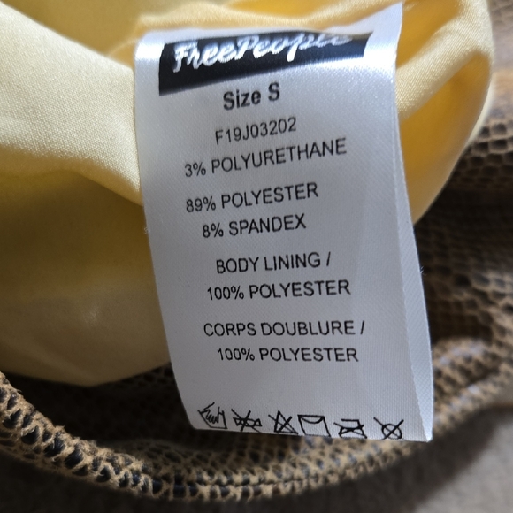 C24 Free People Snakeskin Fenix Vegan Leather Moto Jacket Sz Sm Zipper Details - Picture 10 of 11